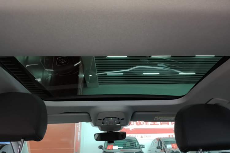 Used Audi A7 2021 40 TFSI Luxury Edition Headliner