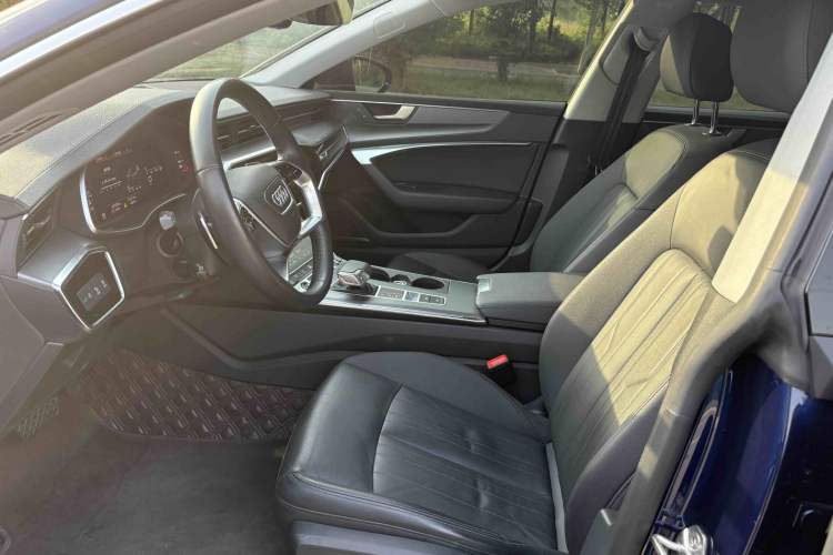Used Audi A7 2021 40 TFSI Luxury Edition Interior 4