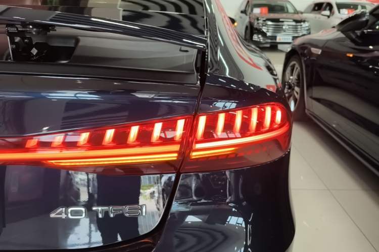 Used Audi A7 2021 40 TFSI Luxury Edition Right Rear Taillight