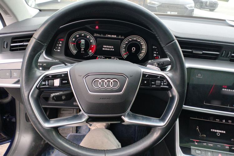 Used Audi A7 2021 40 TFSI Luxury Edition Steering Wheel
