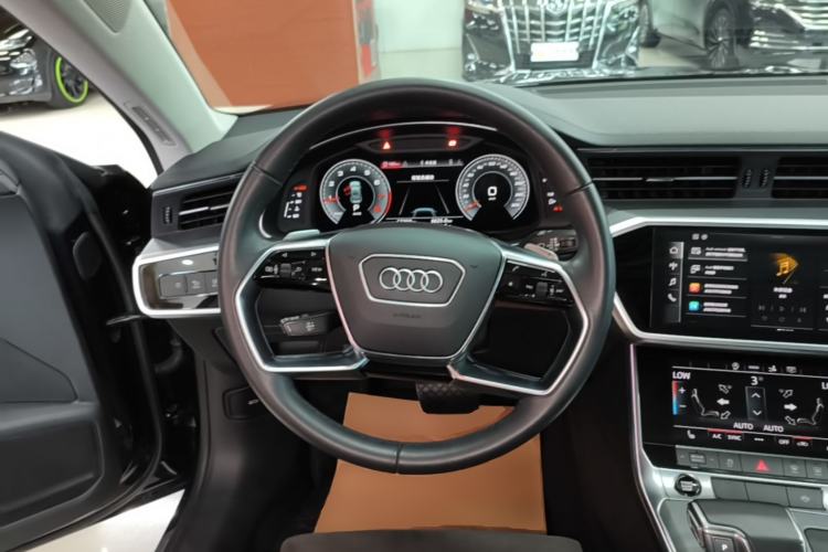 Used Audi A7 2021 40 TFSI Luxury Edition Steering Wheel