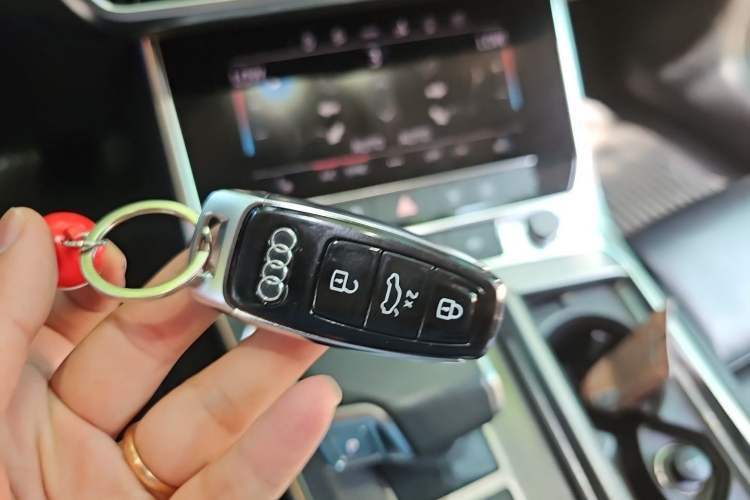 Used Audi A7 2021 45 TFSI Prestige Edition Vehicle Key