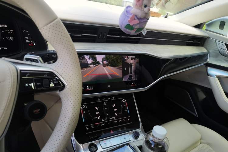 Used Audi A7 2021 45 TFSI Prestige Edition Audio And AC Panel