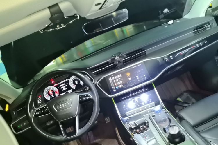 Used Audi A7 2021 45 TFSI Prestige Edition Center Console