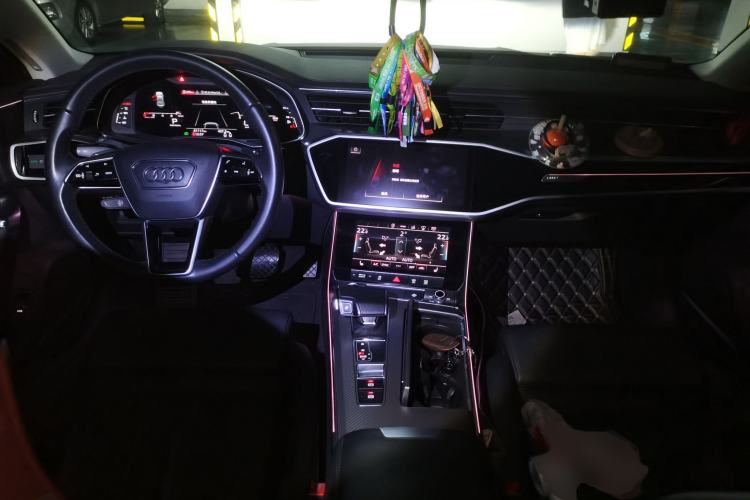 Used Audi A7 2021 45 TFSI Exclusive Edition Center Console