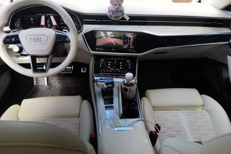 Used Audi A7 2021 45 TFSI Prestige Edition Center Console