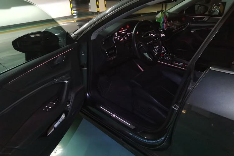 Used Audi A7 2021 45 TFSI Exclusive Edition Driver Seat