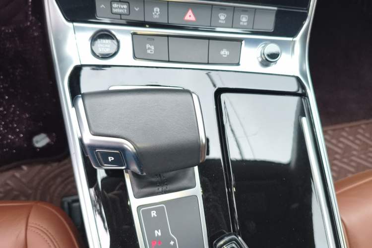 Used Audi A7 2021 40 TFSI Luxury Edition Gear Lever
