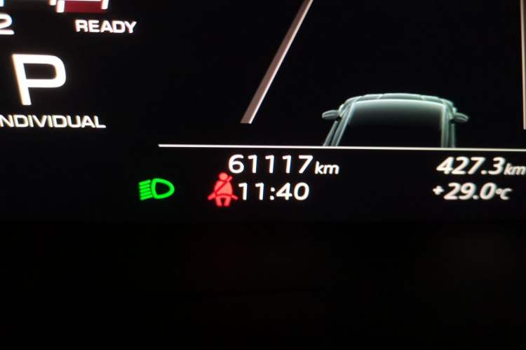 Used Audi A7 2021 45 TFSI Exclusive Edition Odometer Close Up