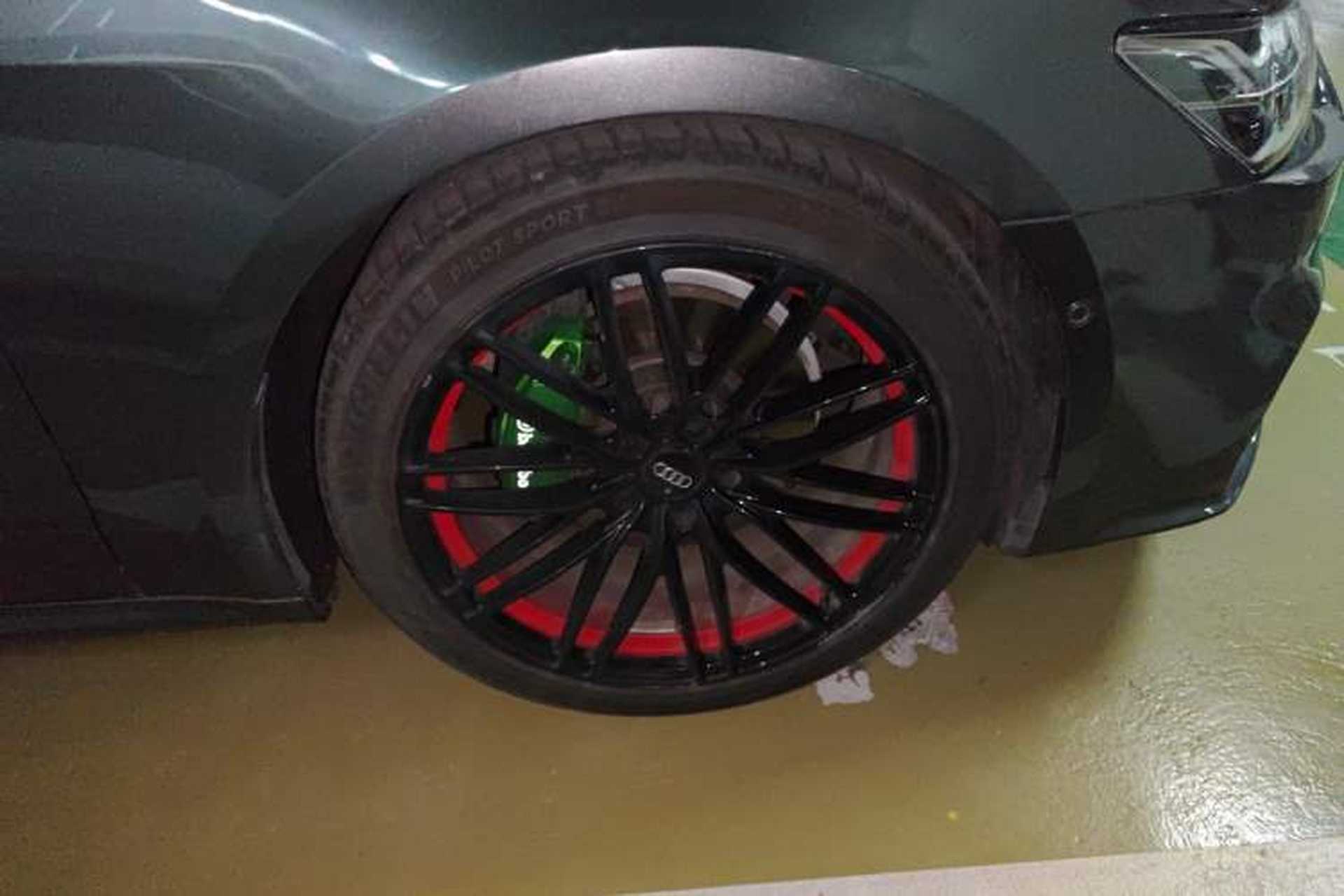 Used Audi A7 2021 45 TFSI Exclusive Edition Right Front Wheel Hub