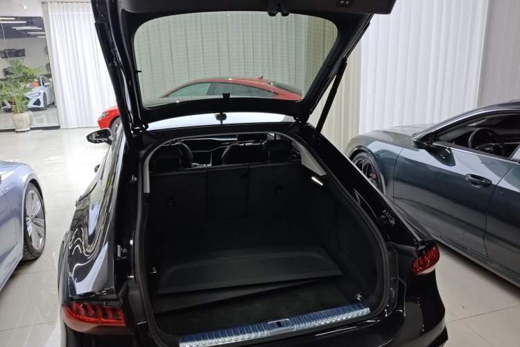 Used Audi A7 2021 45 TFSI Prestige Edition Trunk