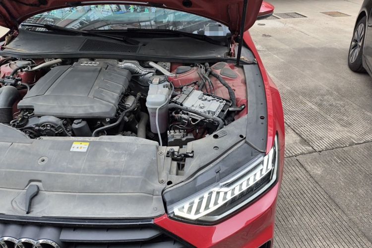 Used Audi A7 2021 40 TFSI Luxury Edition Engine Bay Left
