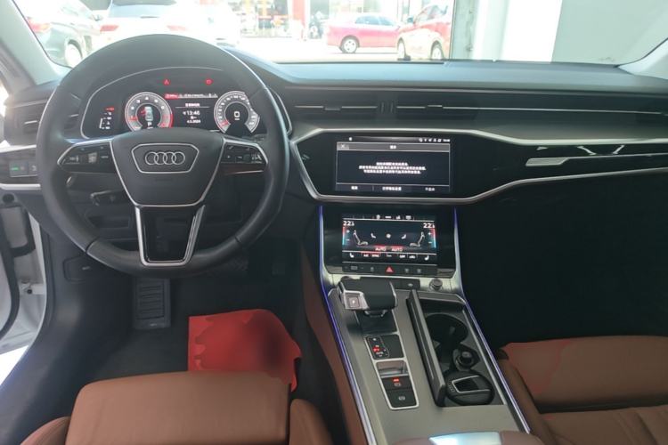 Used Audi A7 2021 45 TFSI Prestige Edition Center Console