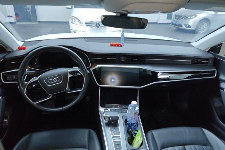 Used Audi A7 2021 40 TFSI Luxury Edition Center Console