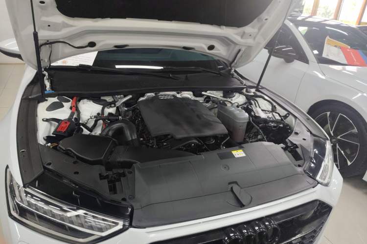 Used Audi A7 2021 40 TFSI Luxury Edition Engine Bay