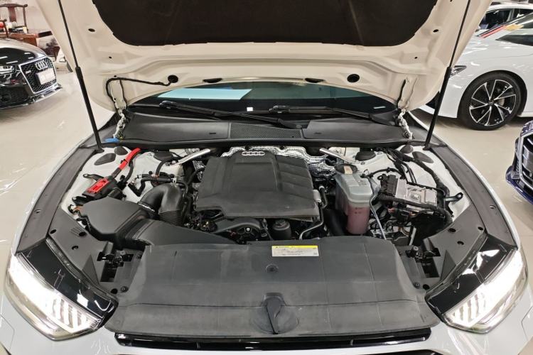 Used Audi A7 2021 40 TFSI Luxury Edition Engine Bay