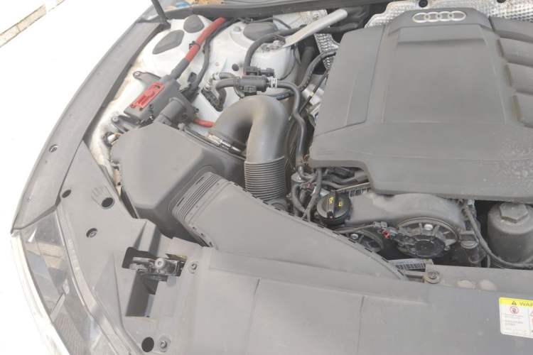 Used Audi A7 2021 40 TFSI Luxury Edition Engine Bay Right