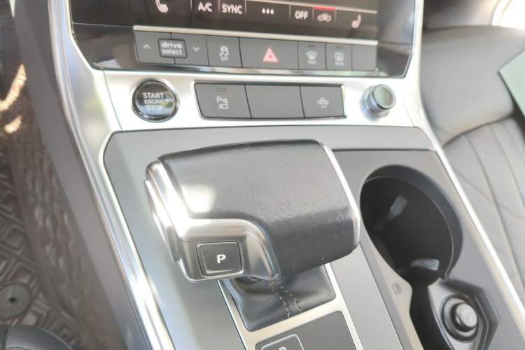 Used Audi A7 2021 40 TFSI Luxury Edition Gear Lever