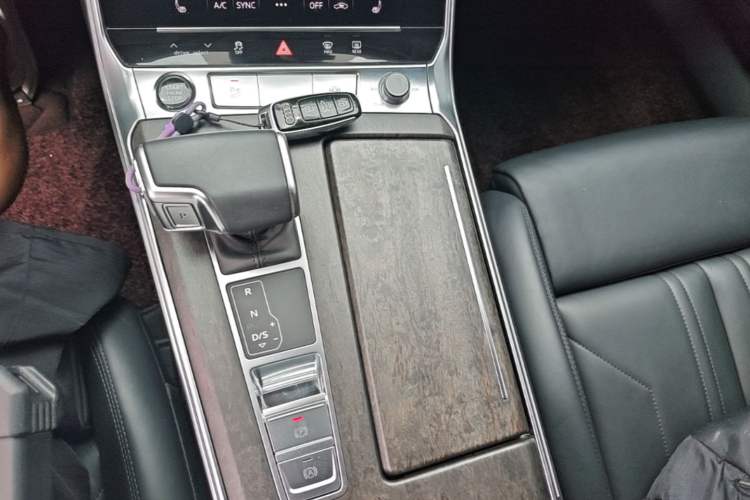 Used Audi A7 2021 45 TFSI Prestige Edition Gear Lever