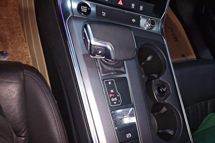 Used Audi A7 2021 40 TFSI Luxury Edition Gear Lever