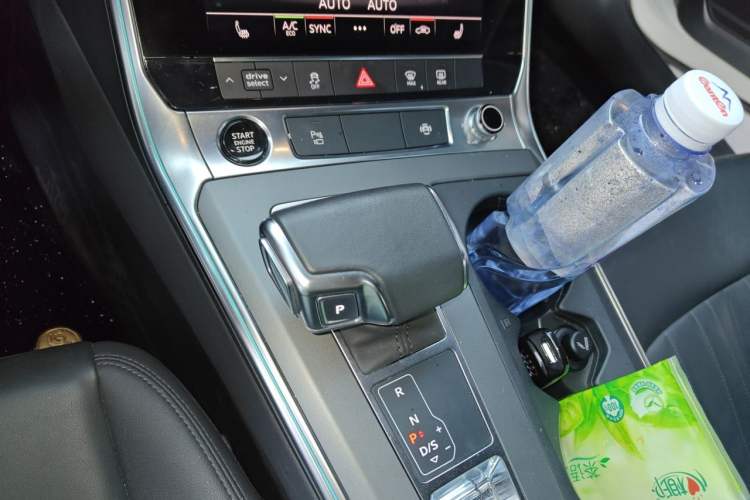 Used Audi A7 2021 40 TFSI Luxury Edition Gear Lever