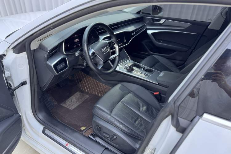 Used Audi A7 2021 40 TFSI Luxury Edition Interior 4