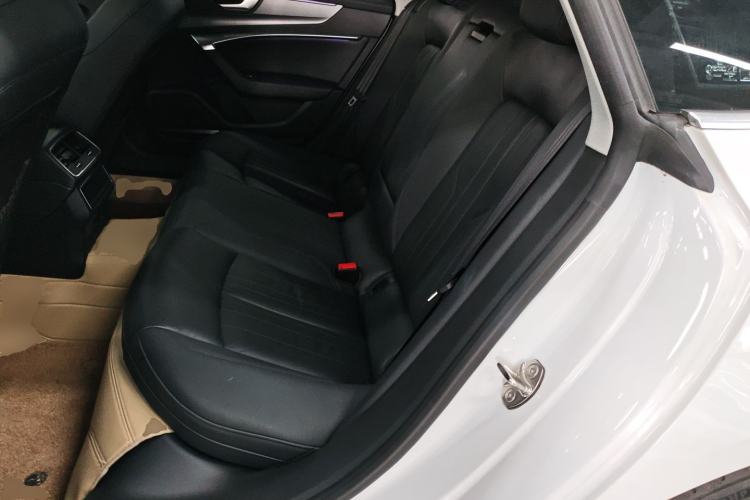 Used Audi A7 2021 40 TFSI Luxury Edition Interior 4