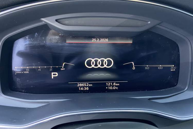 Used Audi A7 2021 45 TFSI Prestige Edition Odometer Close Up