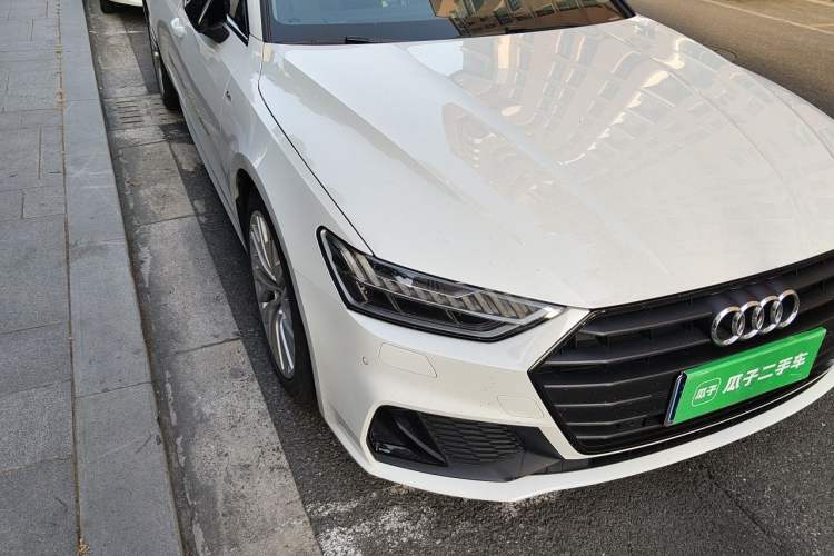 Used Audi A7 2021 40 TFSI Luxury Edition Right Front Headlight