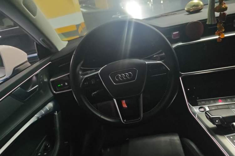 Used Audi A7 2021 45 TFSI Prestige Edition Steering Wheel