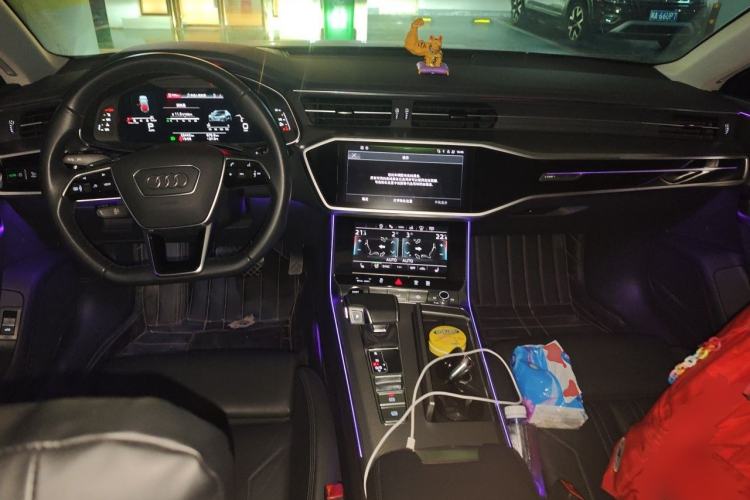 Used Audi A7 2022 45 TFSI Prestige Edition Center Console