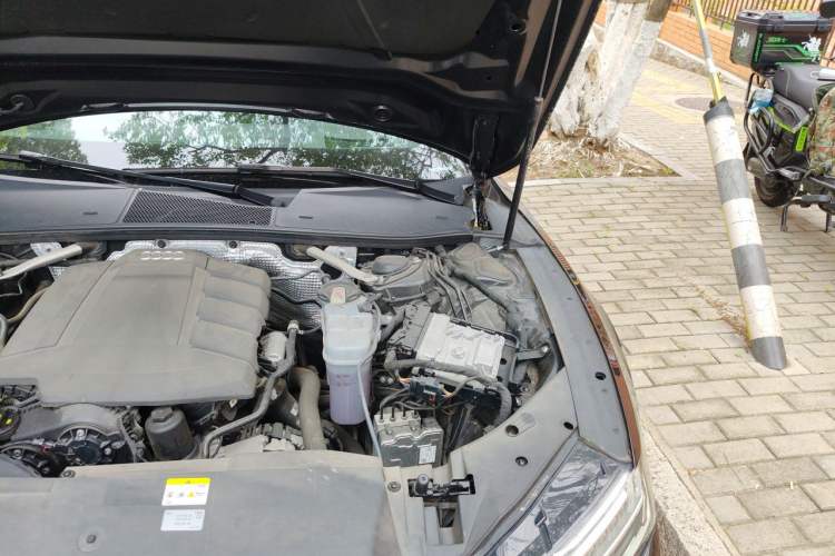 Used Audi A7 2022 45 TFSI Prestige Edition Engine Bay Left