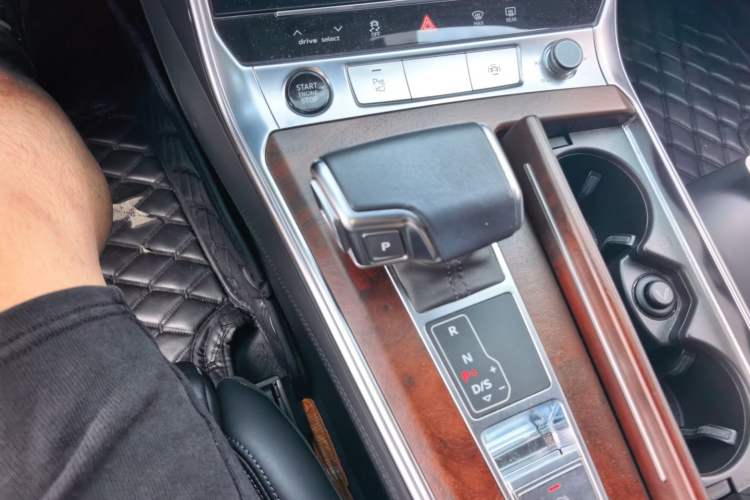 Used Audi A7 2022 45 TFSI Prestige Edition Gear Lever