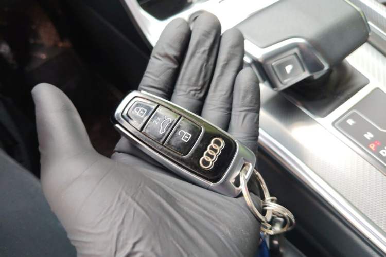 Used Audi A7 2022 45 TFSI Prestige Edition Vehicle Key