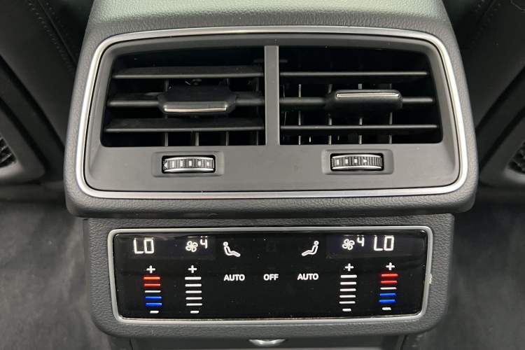 Used Audi A7 2022 45 TFSI Prestige Edition Interior 3