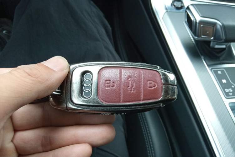 Used Audi A7 2022 45 TFSI Prestige Edition Vehicle Key
