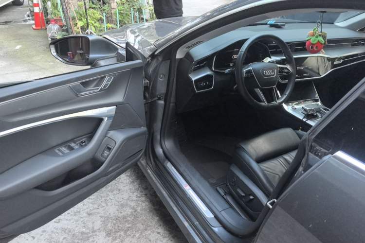 Used Audi A7 2022 45 TFSI Prestige Edition Driver Seat