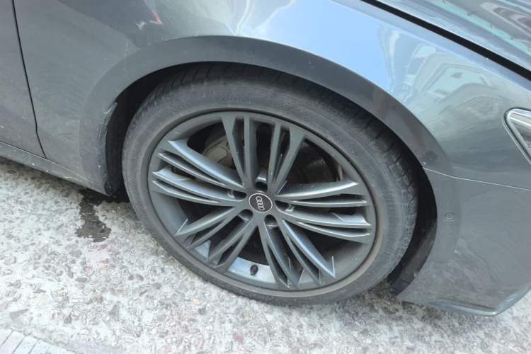 Used Audi A7 2022 45 TFSI Prestige Edition Right Front Wheel Hub