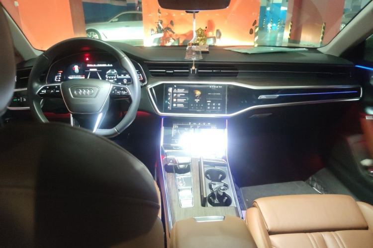 Used Audi A7 2022 45 TFSI Prestige Edition Center Console