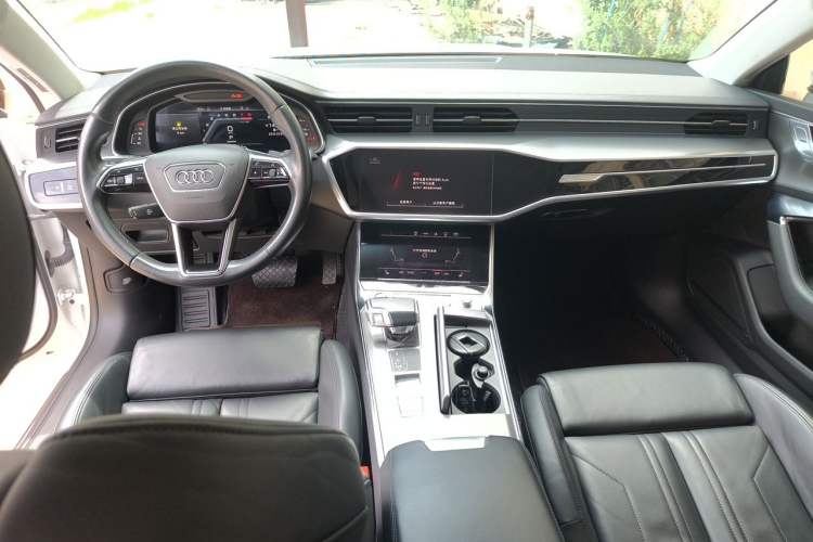 Used Audi A7 2022 45 TFSI Prestige Edition Center Console