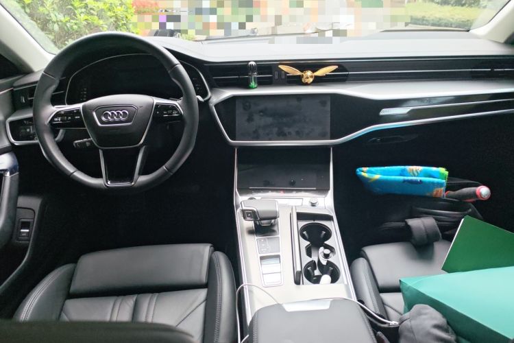 Used Audi A7 2022 45 TFSI Prestige Edition Center Console