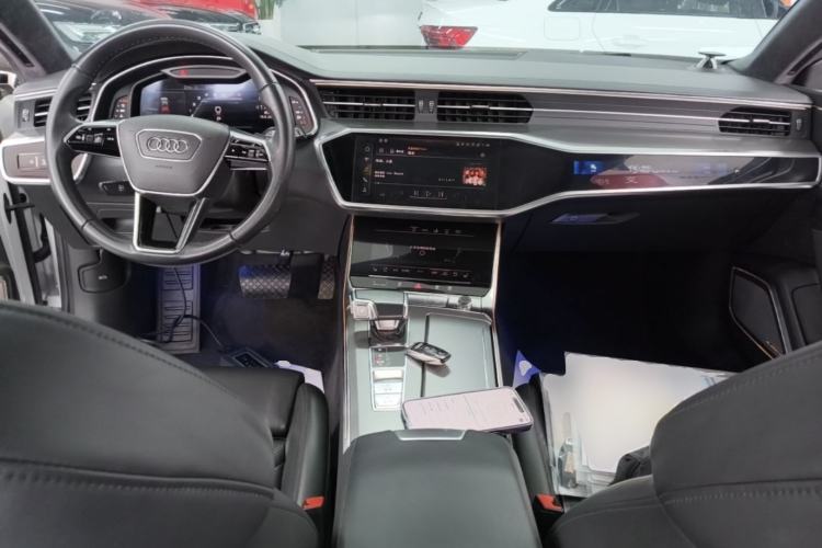 Used Audi A7 2022 45 TFSI Prestige Edition Center Console