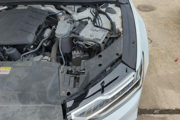 Used Audi A7 2022 45 TFSI Prestige Edition Engine Bay Left