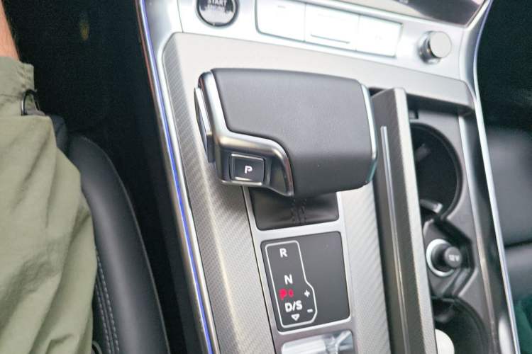 Used Audi A7 2022 45 TFSI Prestige Edition Gear Lever