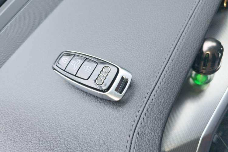 Used Audi A7 2022 45 TFSI Prestige Edition Vehicle Key