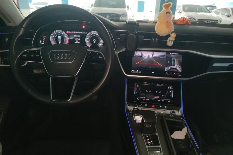 Used Audi A7 2023 45 TFSI Prestige Edition Center Console