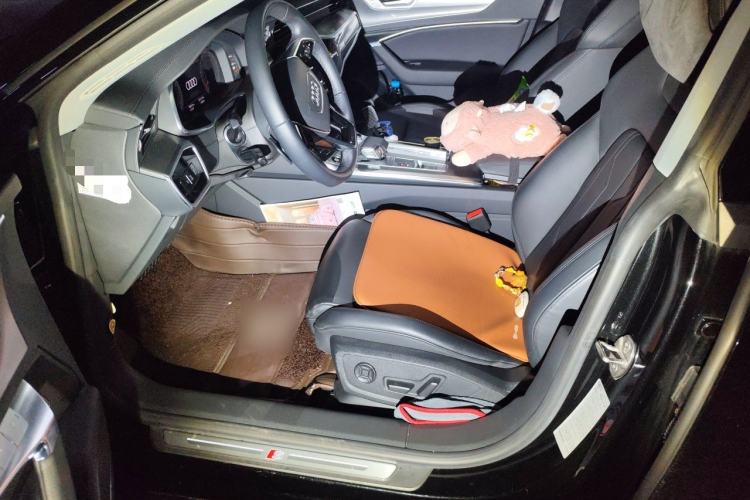 Used Audi A7 2023 45 TFSI Prestige Edition Left Front Seat