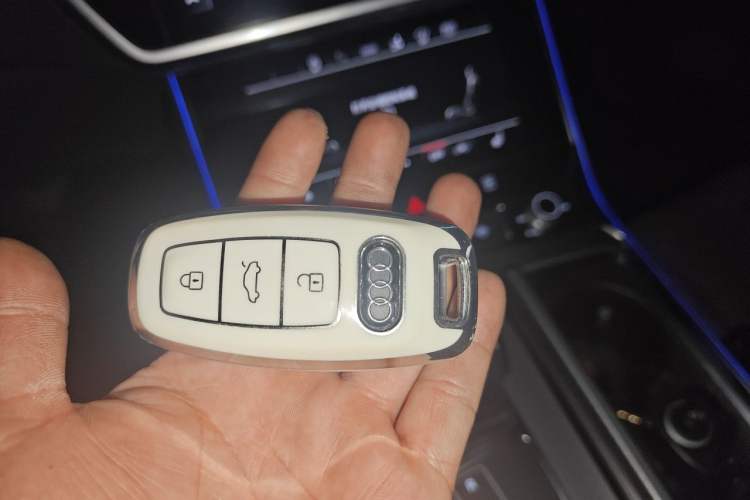 Used Audi A7 2023 45 TFSI Prestige Edition Vehicle Key