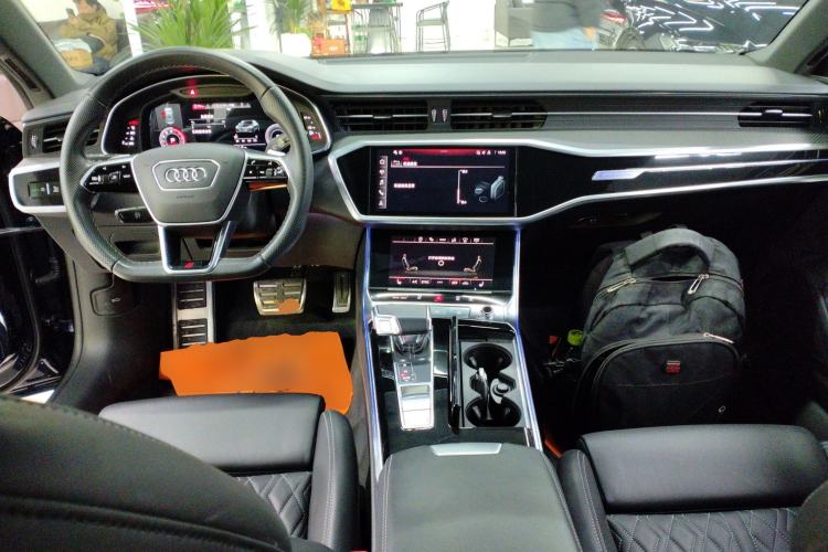 Used Audi A7 2023 55 TFSI quattro Prestige Edition Center Console