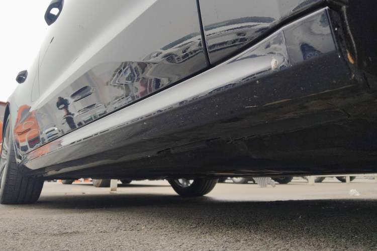 Used Audi A7 2023 45 TFSI Prestige Edition Right Side Sill